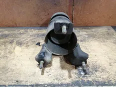 Подушка двигателя Lexus RX400H 2005 1236120230 MHU38R 3MZ-FE