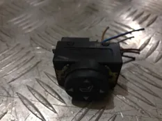 Кнопка Land Rover Range Rover 2003 8352291 L322 M62 B44