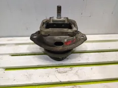 Подушка двигателя Land Rover Discovery 2009 KKB500760 L319 276DT