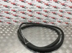 Уплотнитель двери Volkswagen TOUAREG 2006 7L0867367A 7L6 BAC, задний левый
