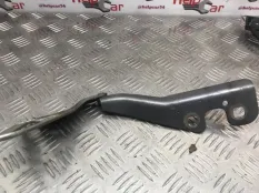 Петля капота Opel Vectra 2008 13213450 C Z18XER, передняя правая