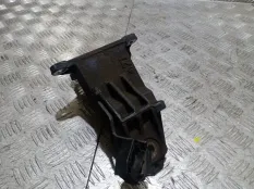 Кронштейн двигателя опорный Nissan Pathfinder 2007 11232EB305 R51 YD25DDTI, правый