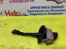 Ограничитель двери Opel Astra J 2015 13270612 P10 A16XER, задний левый