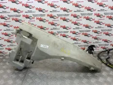 Бачок омывателя BMW X5 2009 61677161477 E70 M57D30 (306D3)