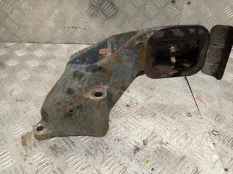 Кронштейн двигателя опорный Land Rover Range Rover 2008 6H436061AB L322 368DT, левый