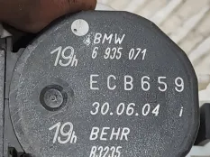 Сервопривод печки BMW 745i 2004 6935071 E65 N62B44