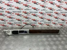 Накладка на дверь Volkswagen TOUAREG 2009 7L6867440 7L6 BKS, передняя правая