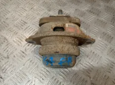 Подушка двигателя Land Rover Discovery 2005 KKB500441G L319 276DT, передняя правая