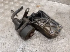 Кронштейн генератора Land Rover Range Rover 2003 JPD000050 L322 M57D30