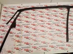 Уплотнительная резинка Opel Astra J 2015 13264863 P10 A16XER, передняя правая