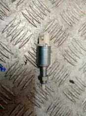 Концевик педали тормоза Toyota RAV4 2010 8828042010 XA30 2AD-FTV