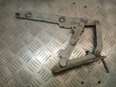 Петля капота Land Rover Range Rover Sport 2009 LR018696 L320 30DDTX, передняя правая