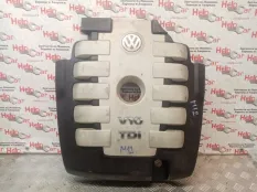 Крышка двигателя декоративная Volkswagen Touareg 2005 07Z103935H 7L7 AYH