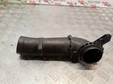 Патрубок воздушный Ford Focus 2008 1576659 DA3 DW10