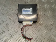 Блок управления 4WD Toyota RAV4 2006 8963042010 ACA30 1AZFE