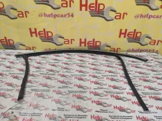 Молдинг на дверь Volkswagen Tiguan 2010 5N0839432H 5N1 CBAB, передний правый