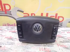 Подушка безопасности водителя Volkswagen Touareg 2005 7L6880201CT 7L7 AYH