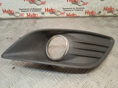 Заглушка Ford Focus 2010 8M5119952AE DA3 SHDC; HWDA; HWDB; SHDA; SHDB, правая