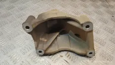 Кронштейн двигателя опорный Volkswagen Touareg 2005 07Z199308B 7L7 AYH, правый