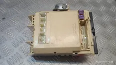 Блок предохранителей Lexus RX400H 2007 8273048710 MHU38 3MZFE