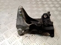Кронштейн генератора Citroen C4 Picasso 2010 9685991680 UD DV6TED4