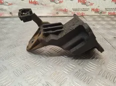 Кронштейн двигателя опорный Nissan Pathfinder 2010 11232EB305 R51 YD25DDTI, правый