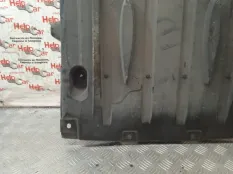 Защита днища кузова Lexus IS220D 2009 5840153050 XE20 2ADFHV, задняя