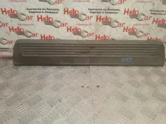 Накладка на порог Mitsubishi Pajero 2005 MR402149 V78W 4M41, правая