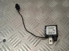 Блок управления антенной Land Rover Range Rover 2002 XUE000030 L322 M62 B44