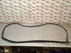 Уплотнитель двери Toyota RAV4 2006 6231242070B0 ACA30 2ADFTV, передний левый