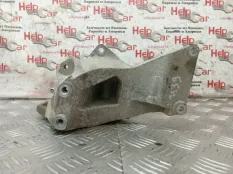 Кронштейн двигателя опорный Land Rover Discovery 2007 YLU500380 L319 276DT