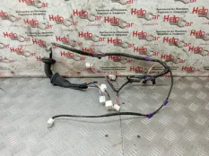 Проводка двери Toyota RAV4 2007 8215242810 ACA30 2ADFTV, передняя левая