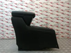 Подлокотник Opel Antara 2012 22744283 C145 A22DM