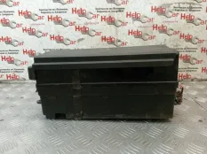 Блок предохранителей Land Rover Discovery 2005 YQH500130 L319 276DDT