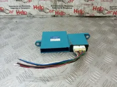 Блок управления центральным замком Toyota RAV4 2010 8930052030 XA30 2AD-FTV