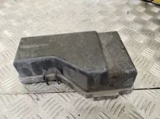 Крышка блока предохранителей Toyota RAV4 2004 8267242140 ACA20 1CDFTV