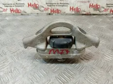 Кронштейн Nissan Navara 2006 931267S205 D40 YD25DDTI