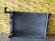 Радиатор ДВС Hyundai i30 2009 253102R000 FD G4FA