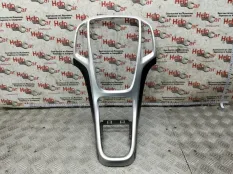 Накладка консоли кпп Opel Astra J 2010 13257562 P10 A16XER