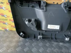 Обшивка двери Ford Focus 2010 4M51A23942 CB4 SHDC; HWDA; HWDB; SHDA; SHDB, передняя правая