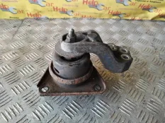 Подушка двигателя Hyundai i30 2009 218100Q000 FD G4FA, правая