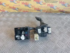 Блок предохранителей Toyota RAV4 2004 8274042030 ACA20 1AZFE