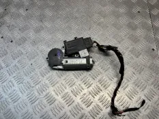 Мотор люка Land Rover Range Rover 2003 67616910154 L322 M57D30