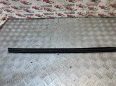 Уплотнитель стекла внутренний Opel Astra J 2009 13260063 P10 A16XER, задний правый