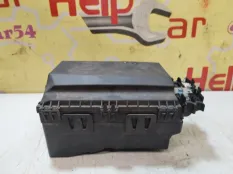 Блок предохранителей Opel Astra J 2009 13302323 P10 A16XER