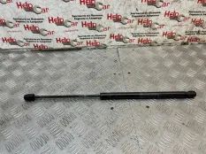 Амортизатор багажника Mitsubishi Outlander 2010 5802A303 CW7W 2.2 HDI (4HK 4HN), левый