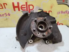 Ступица Land Rover Range Rover 2003 RUB000161 L322 M57D30, передняя правая