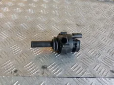 Помпа Mercedes-Benz S-Class 2007 A2218350164 W221 642930 (OM642)