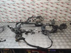 Проводка двс Toyota Avensis 2011 8211105P60 ADT271 2ADFTV