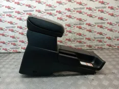 Подлокотник Suzuki Grand Vitara 2009 7591165J00 TDA4V J24B